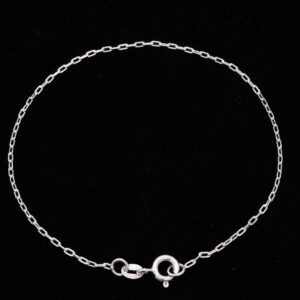 Small paperclip bracelet plain 925 Silver.