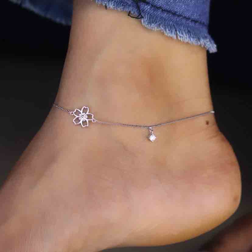 Silver Flower Dream Payal