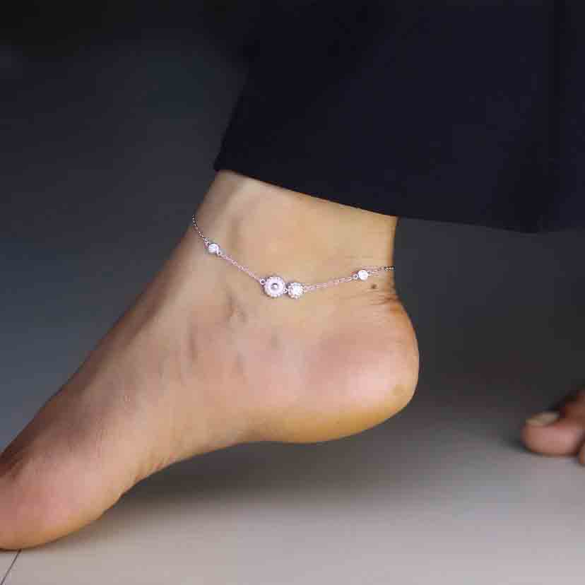 Luminous Swirl Silver Payal - Image 2