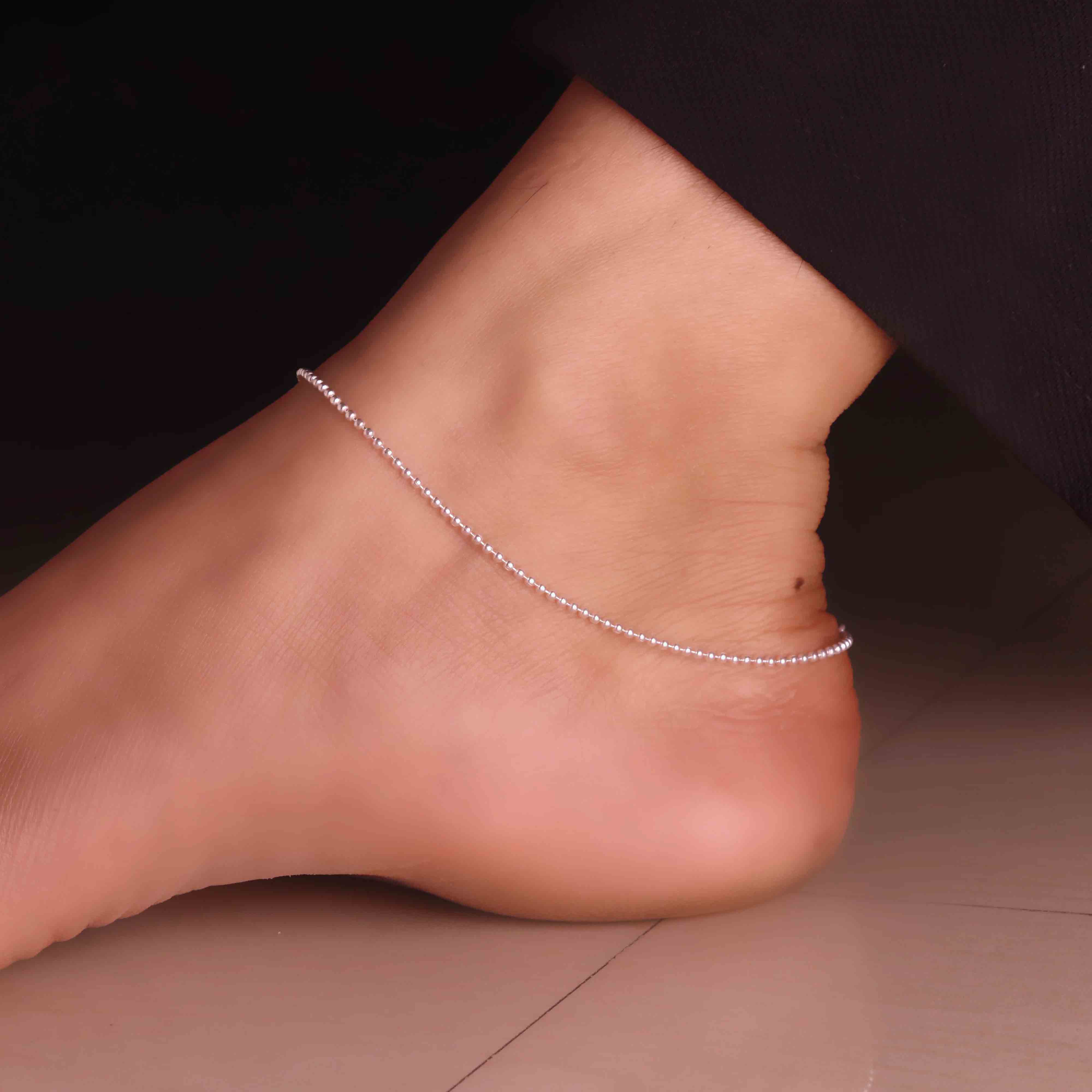 Sleek Beaded Silver Payal for Women