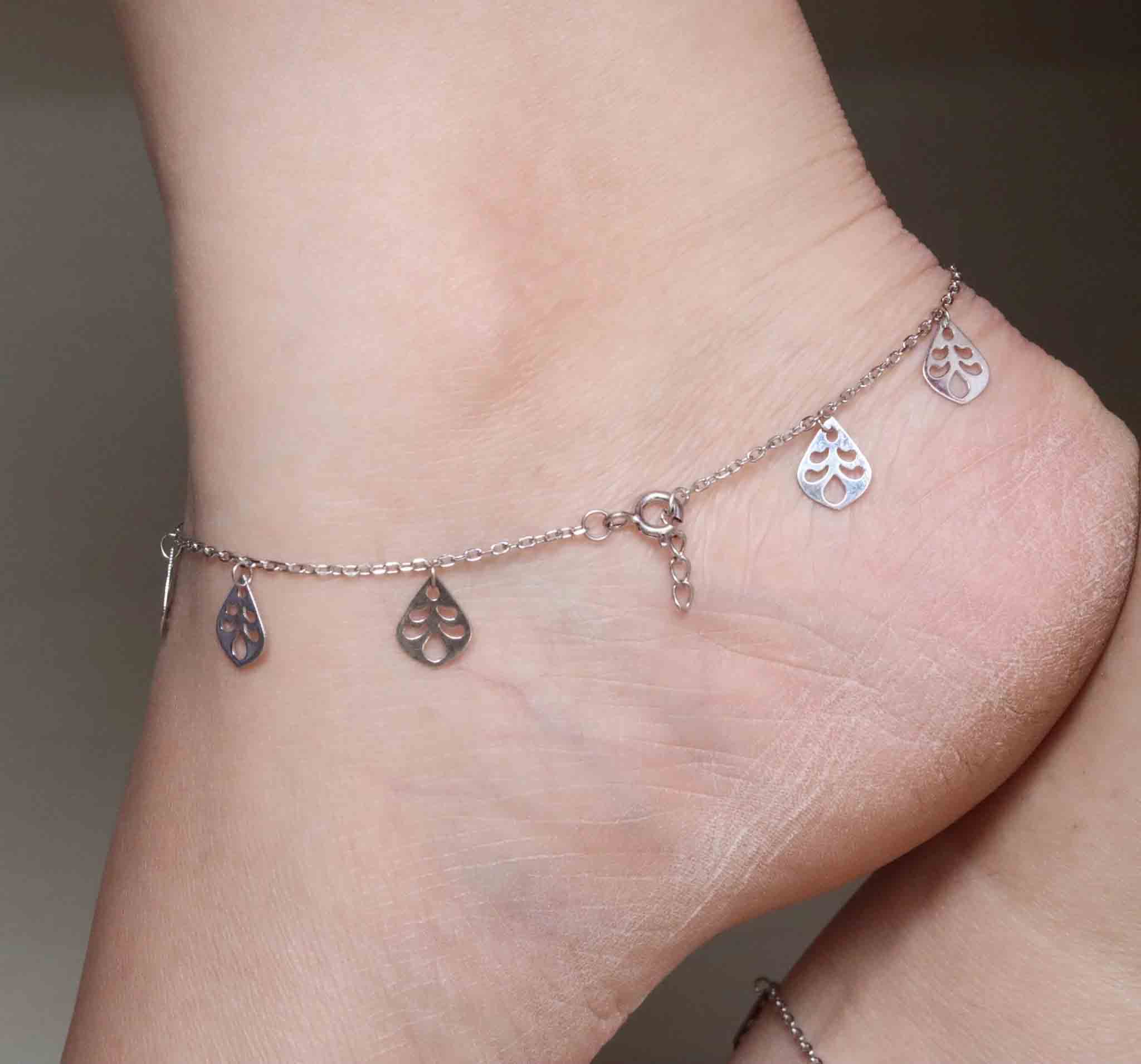 Silver Dangling Leaf Payal - Image 2