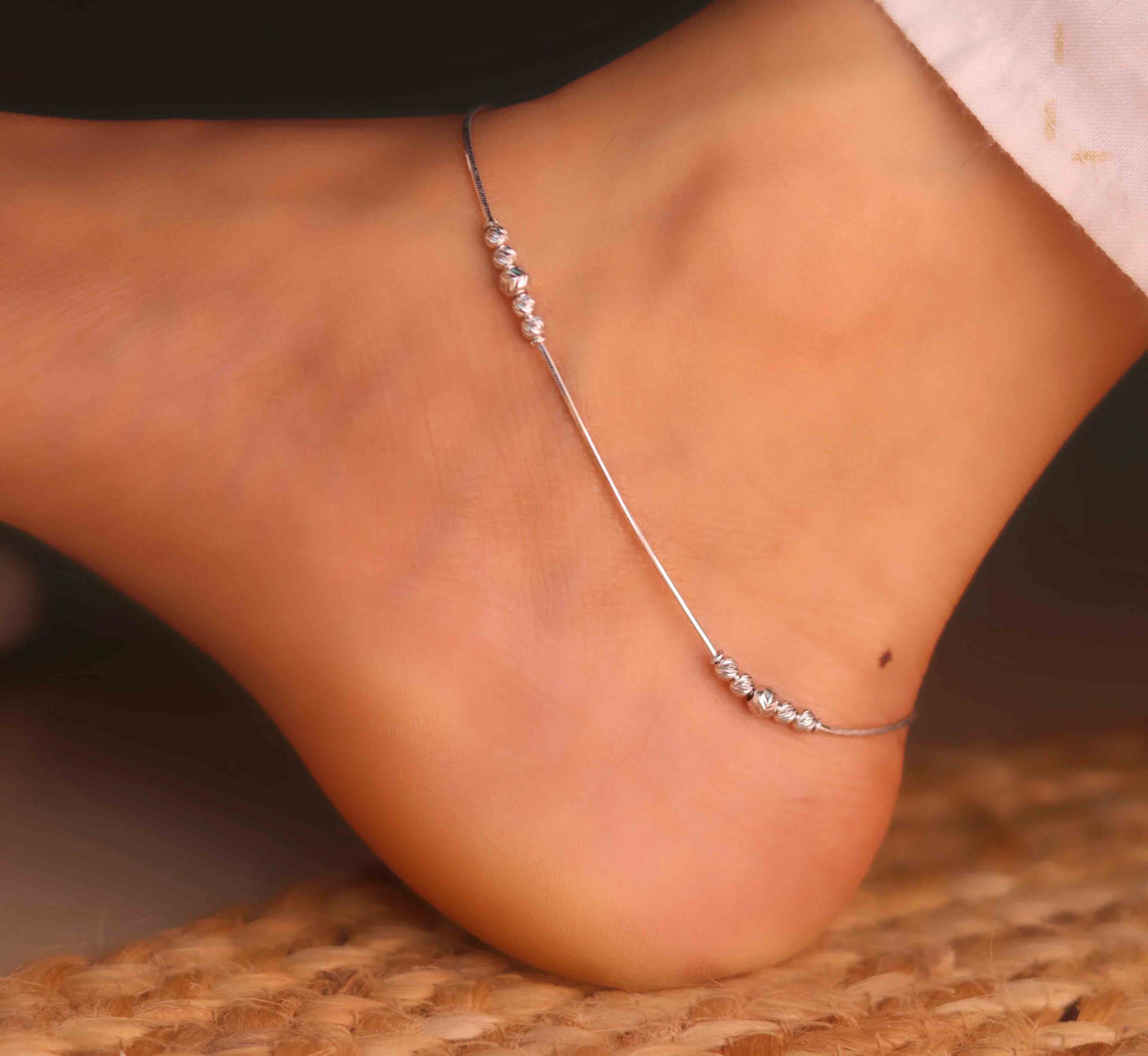 Eva Silver Beads Payal for Women - Image 2